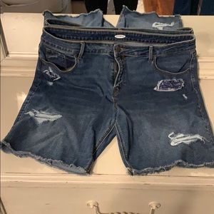 Like new Bermuda short!